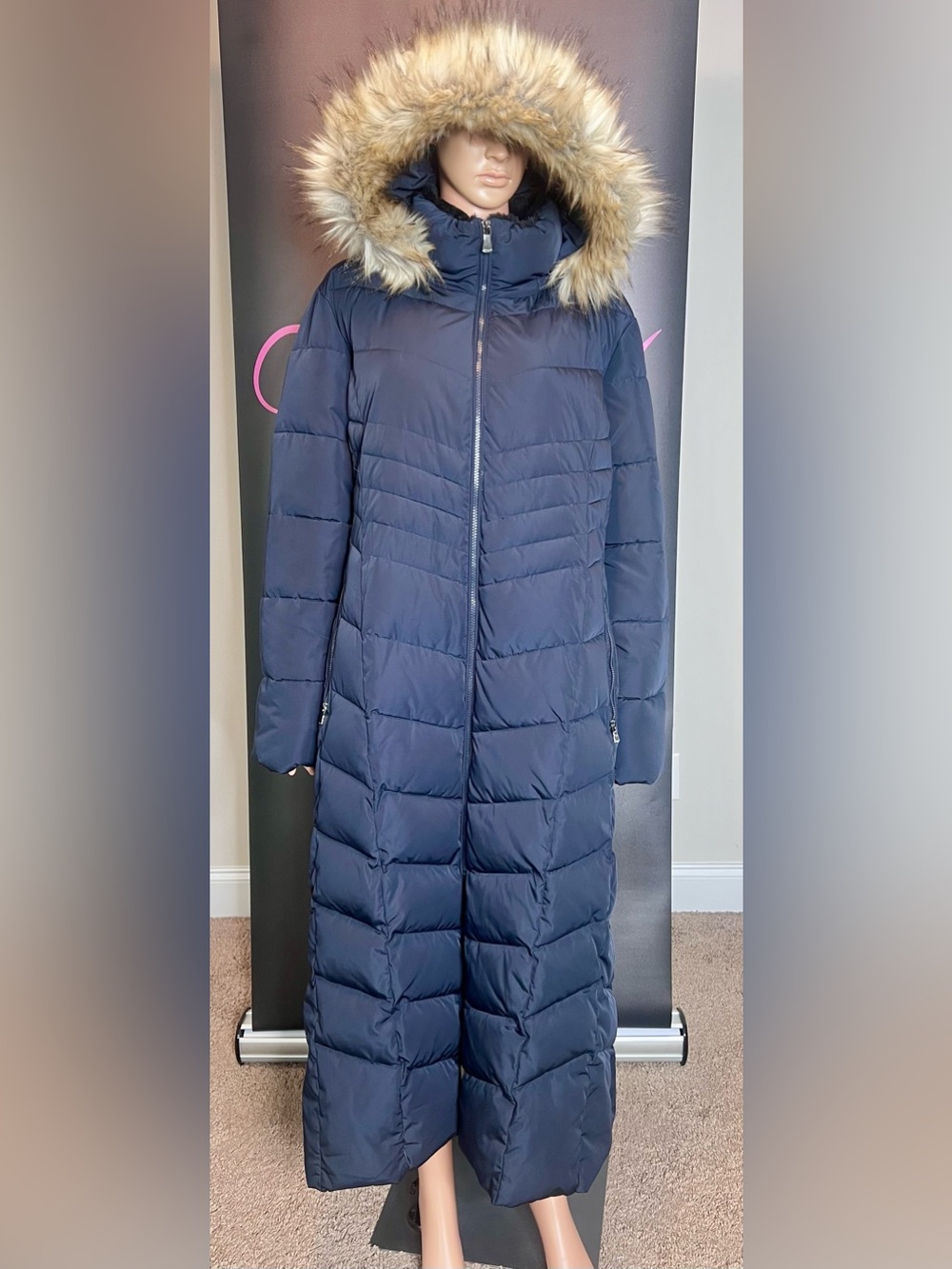 Calvin Klein Faux-Fur-Trim Hooded Maxi Puffer Coat